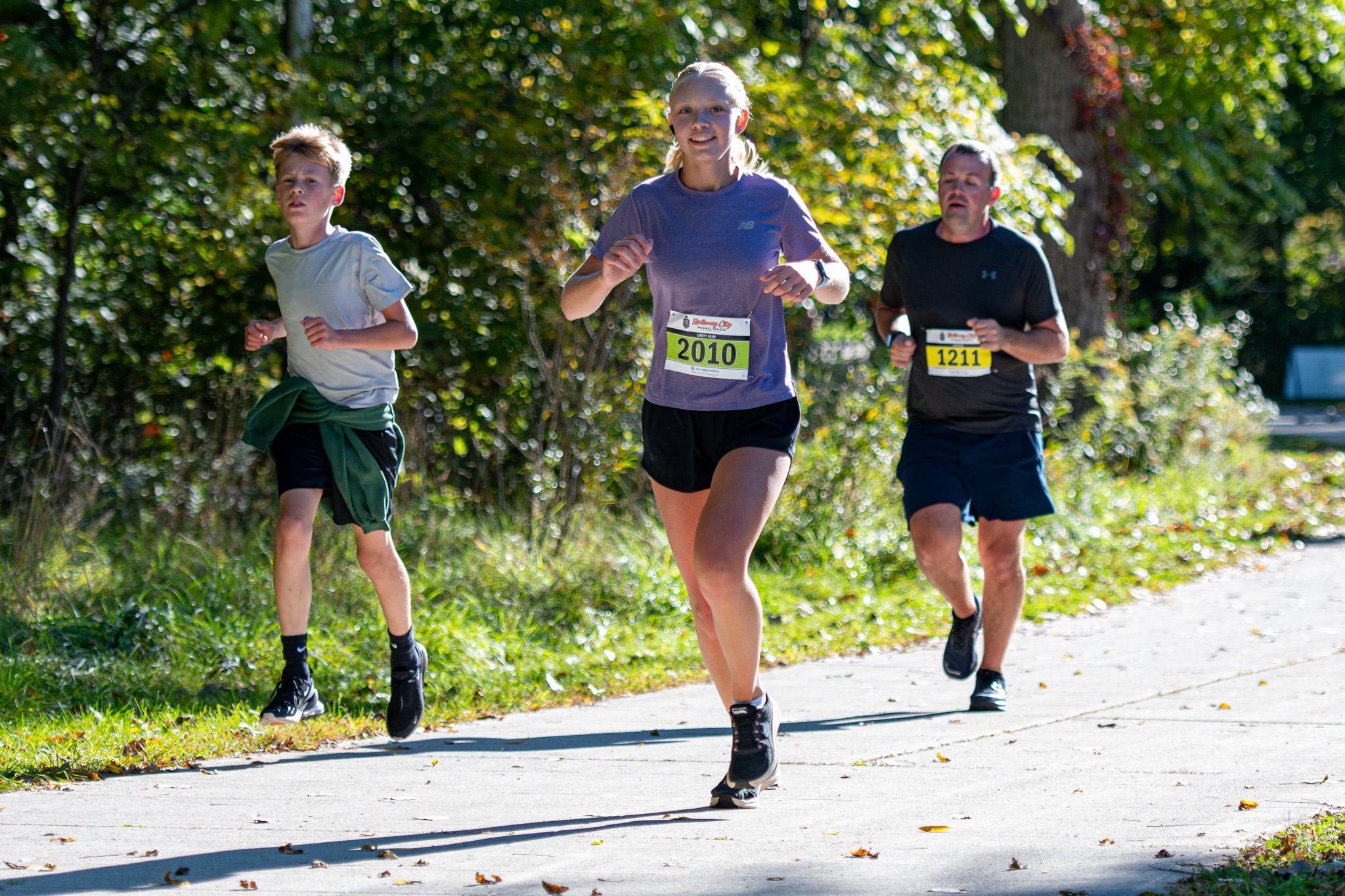 Alissa Dreise (2010) during the 10K stretch along Lake Margaret.