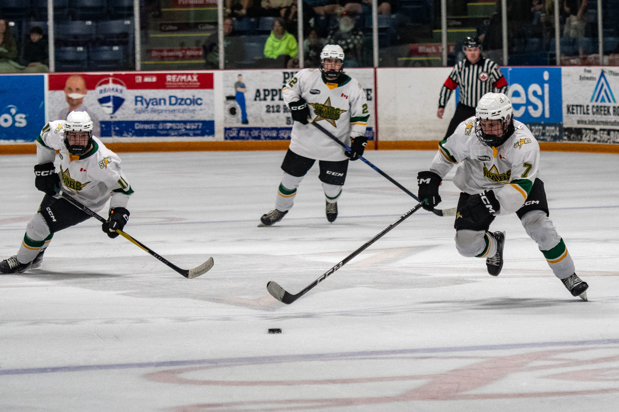 St. Thomas Stars Graham (7) leads the rush against the Strathroy Rockets.